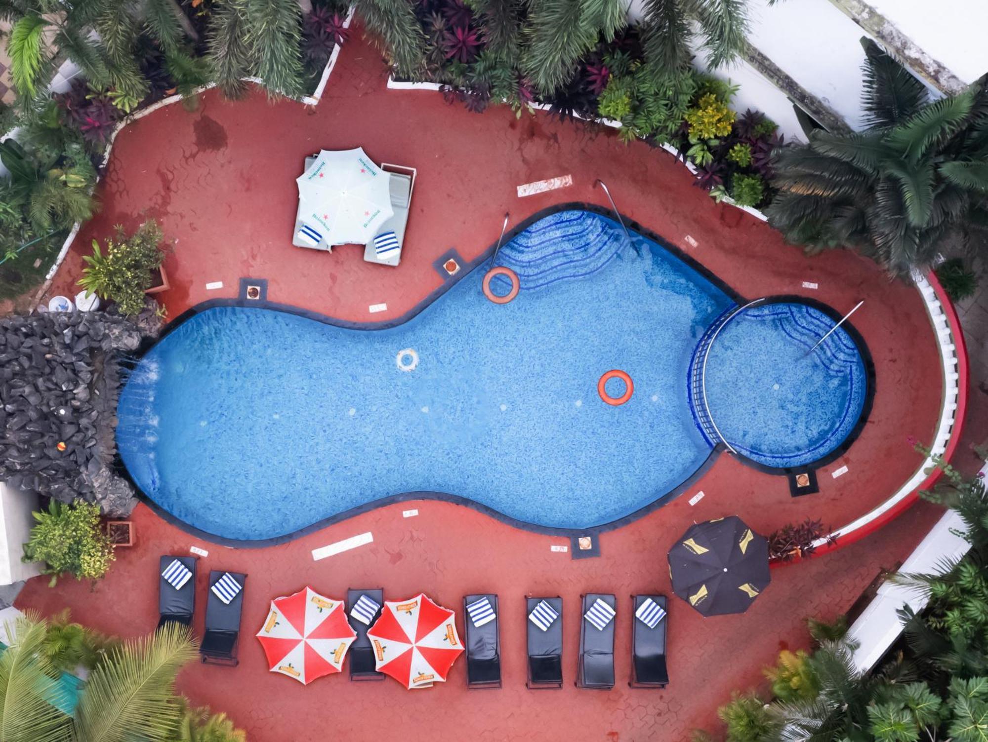 Silver Sands Sunshine - Angaara Candolim Kültér fotó