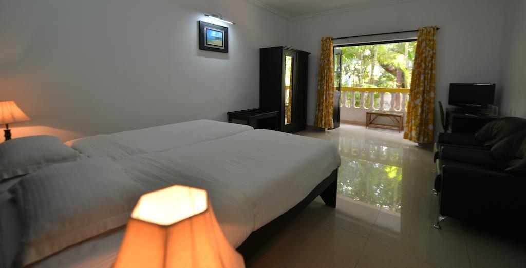 Silver Sands Sunshine - Angaara Candolim Kültér fotó