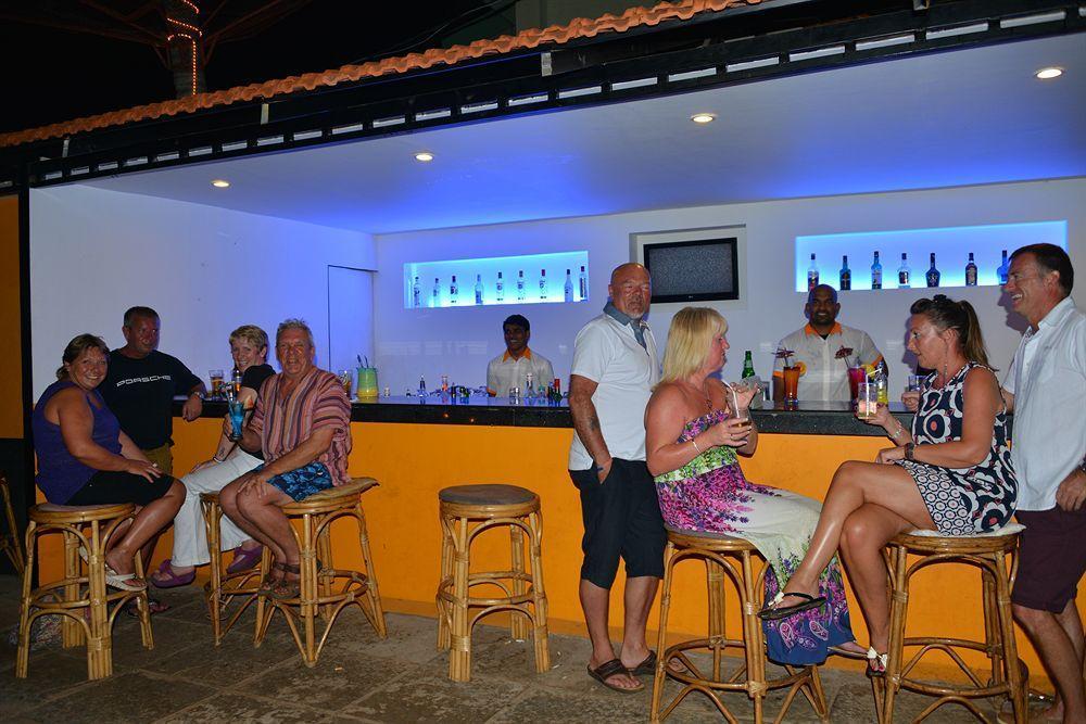 Silver Sands Sunshine - Angaara Candolim Kültér fotó