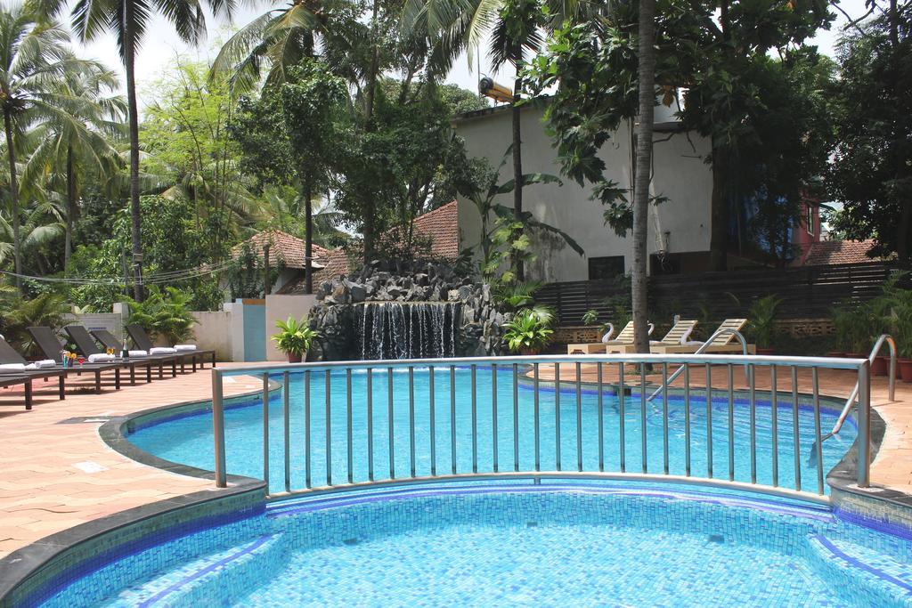 Silver Sands Sunshine - Angaara Candolim Kültér fotó