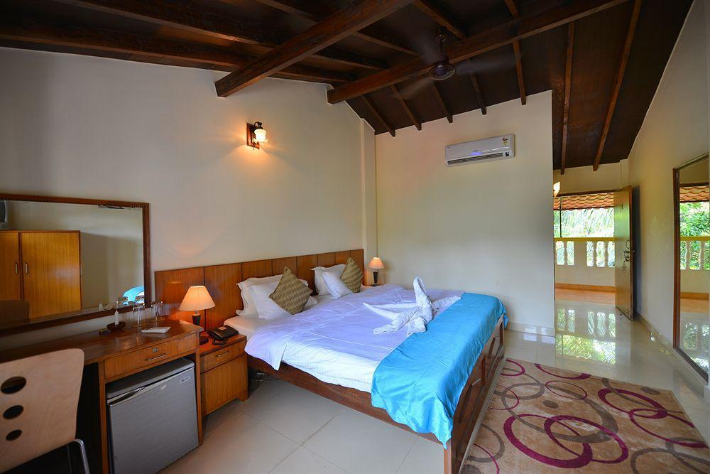 Silver Sands Sunshine - Angaara Candolim Kültér fotó