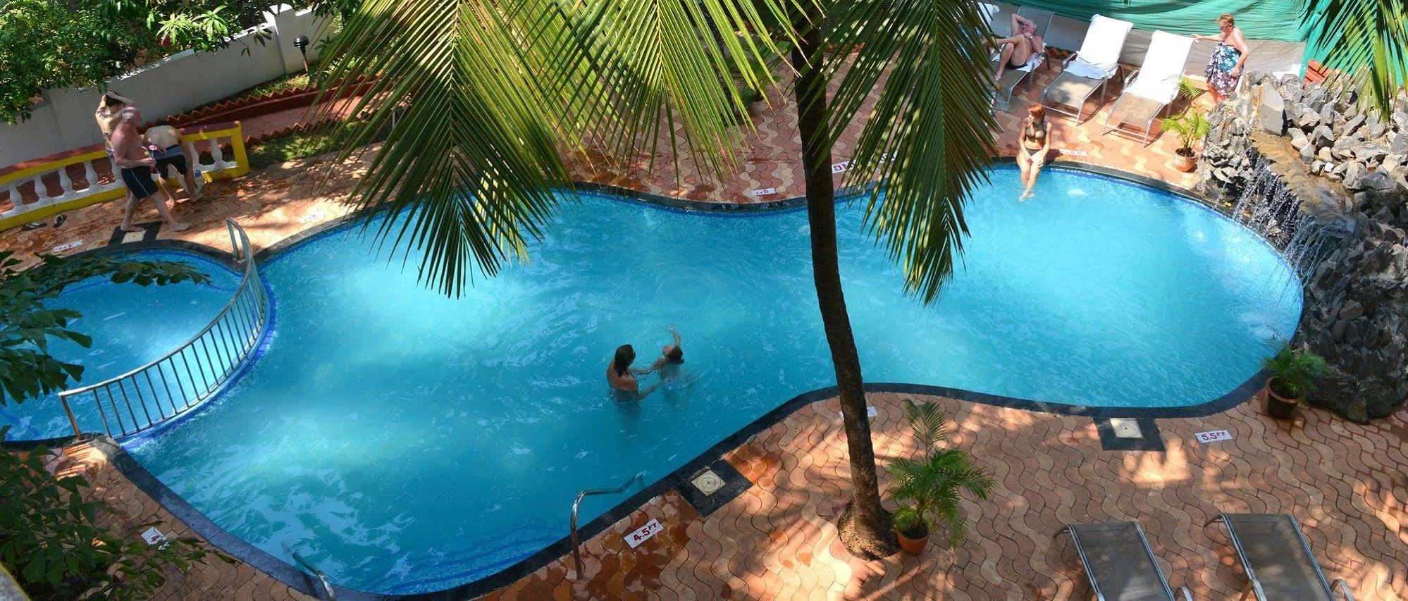 Silver Sands Sunshine - Angaara Candolim Kültér fotó